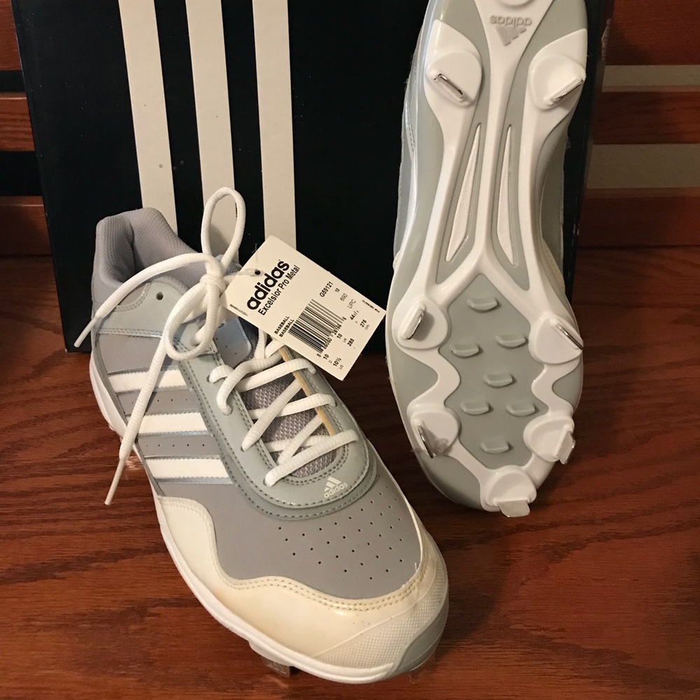 Nike baseball cleats NEW